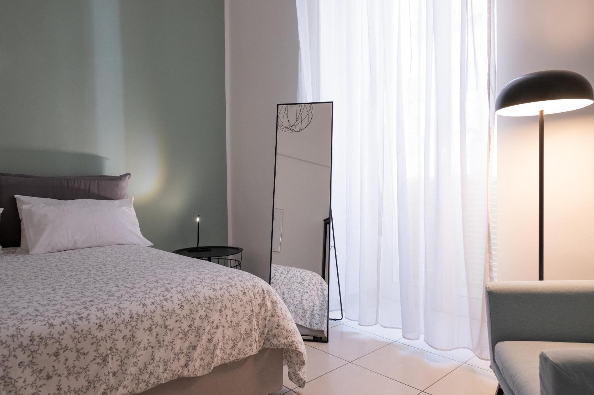 San Liborio Suites Наполи Екстериор снимка
