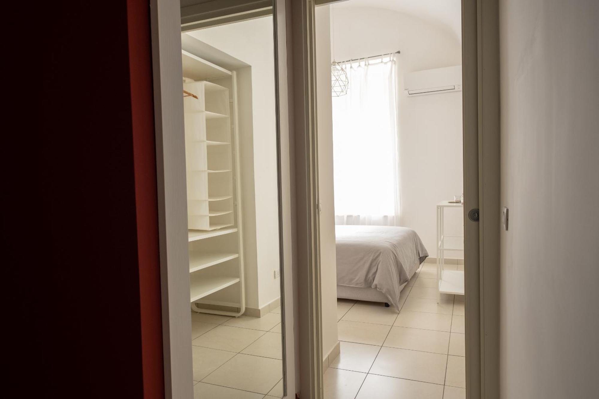 San Liborio Suites Наполи Екстериор снимка